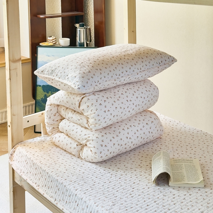 91家纺网 家纺一手货源 找家纺 梦莱斯2025新款皱皱棉学生款床盖三件套 法式少女