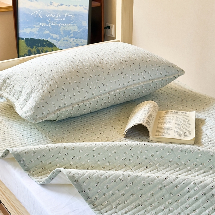 91家纺网 家纺一手货源 找家纺 梦莱斯2025新款皱皱棉学生款床盖三件套 花海绿