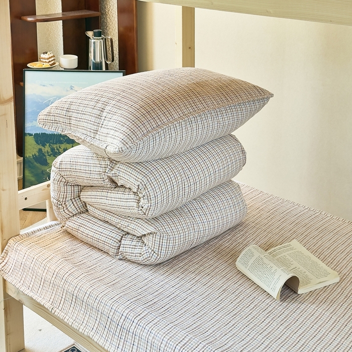 91家纺网 家纺一手货源 找家纺 梦莱斯2025新款皱皱棉学生款床盖三件套 简夕米