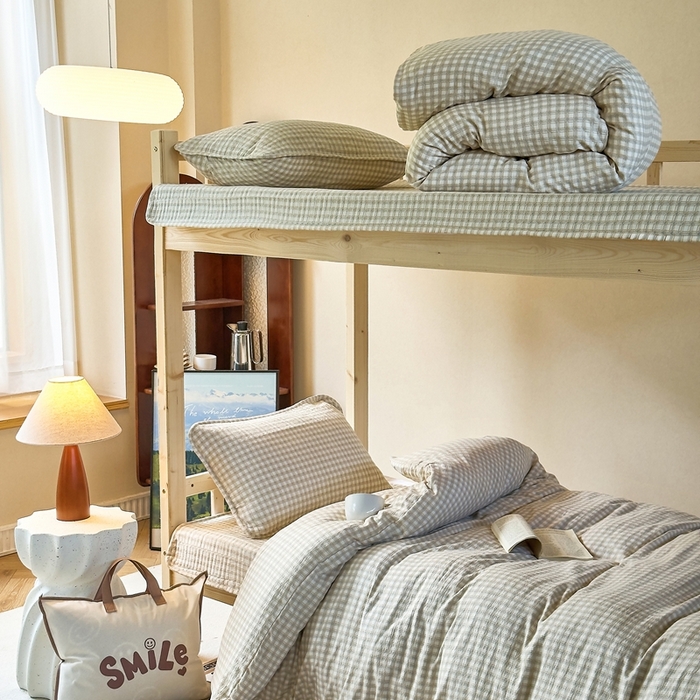 91家纺网 家纺一手货源 找家纺 梦莱斯2025新款皱皱棉学生款床盖三件套 蓝格子