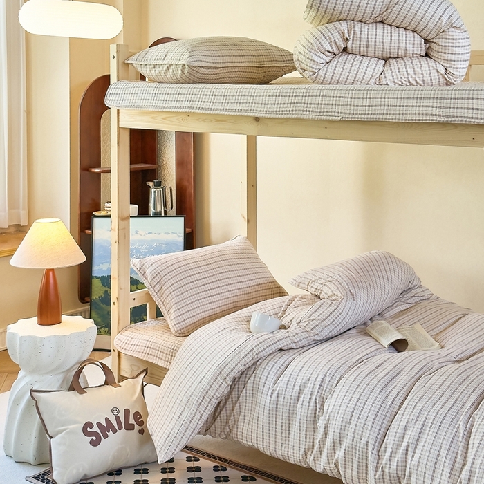 91家纺网 家纺一手货源 找家纺 梦莱斯2025新款皱皱棉学生款床盖三件套 罗格先生咖