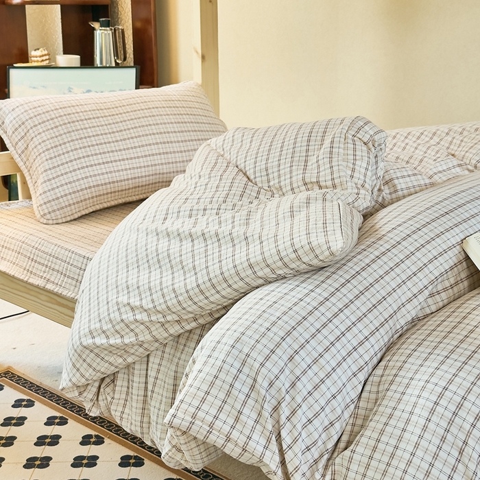 91家纺网 家纺一手货源 找家纺 梦莱斯2025新款皱皱棉学生款床盖三件套 罗格先生咖
