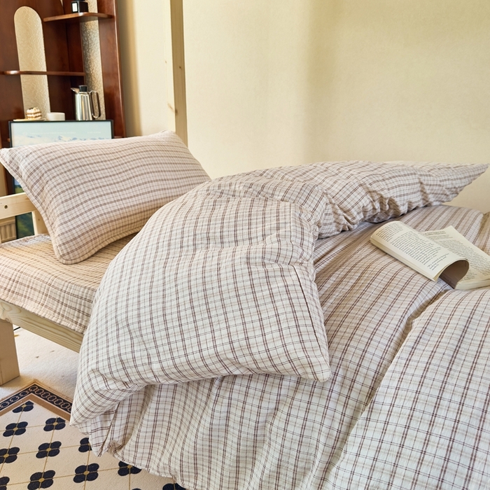 91家纺网 家纺一手货源 找家纺 梦莱斯2025新款皱皱棉学生款床盖三件套 罗格先生咖