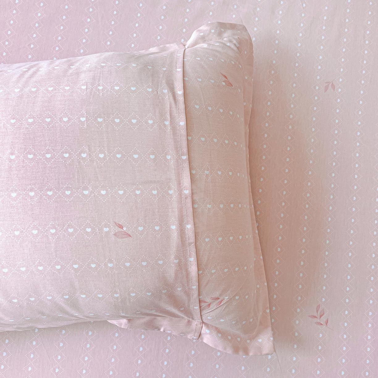 91家纺网 家纺一手货源 找家纺 恩泽家纺 2025新款加厚全棉纯棉印花系列枕套单件-单枕套 沐春风