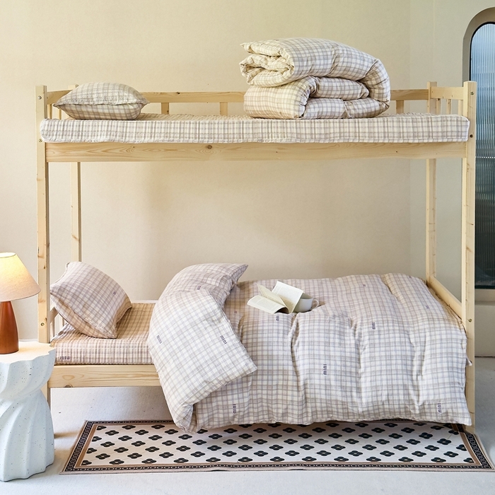 91家纺网 家纺一手货源 找家纺 梦莱斯2025新款皱皱棉学生款床盖三件套 迷你格灰