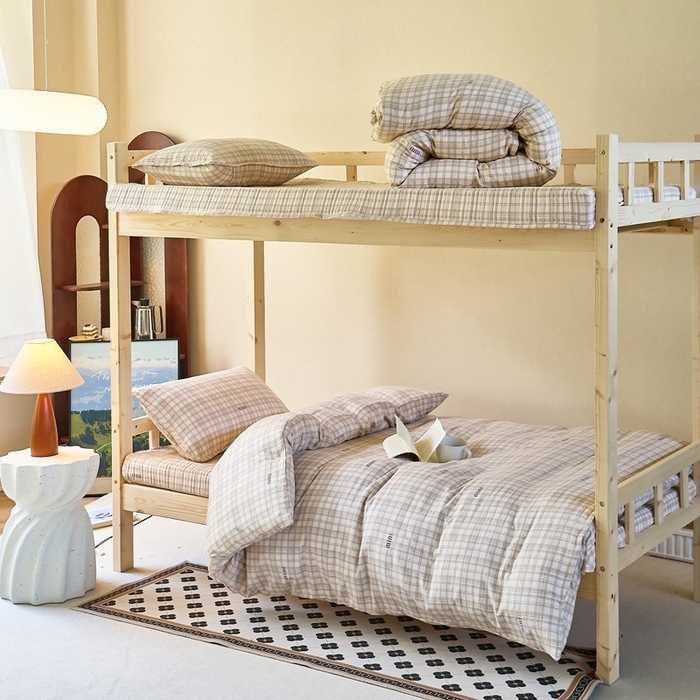 91家纺网 家纺一手货源 找家纺 梦莱斯2025新款皱皱棉学生款床盖三件套 迷你格灰