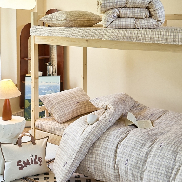 91家纺网 家纺一手货源 找家纺 梦莱斯2025新款皱皱棉学生款床盖三件套 迷你格灰