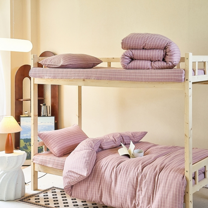 91家纺网 家纺一手货源 找家纺 梦莱斯2025新款皱皱棉学生款床盖三件套 珊瑚海粉