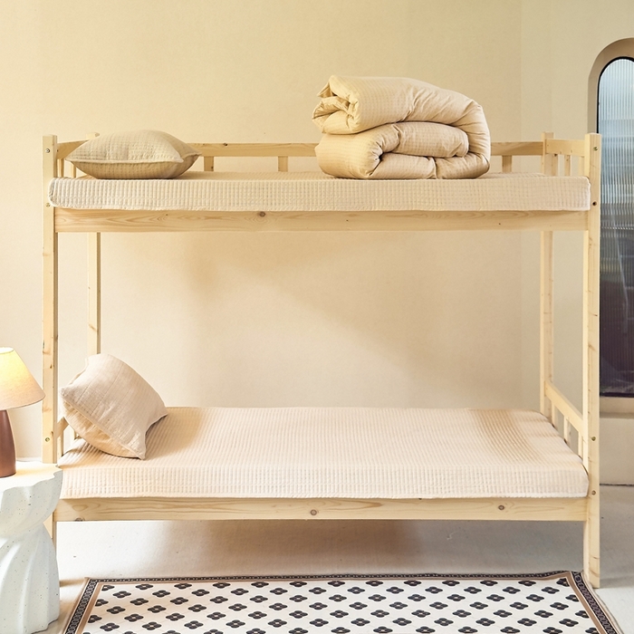 91家纺网 家纺一手货源 找家纺 梦莱斯2025新款皱皱棉学生款床盖三件套 往事黄