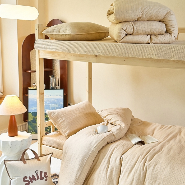 91家纺网 家纺一手货源 找家纺 梦莱斯2025新款皱皱棉学生款床盖三件套 往事黄