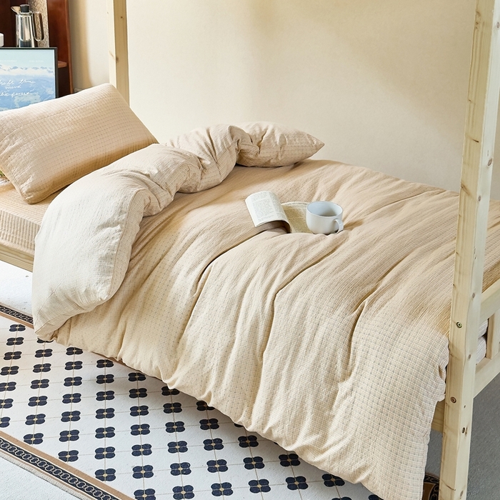 91家纺网 家纺一手货源 找家纺 梦莱斯2025新款皱皱棉学生款床盖三件套 往事黄