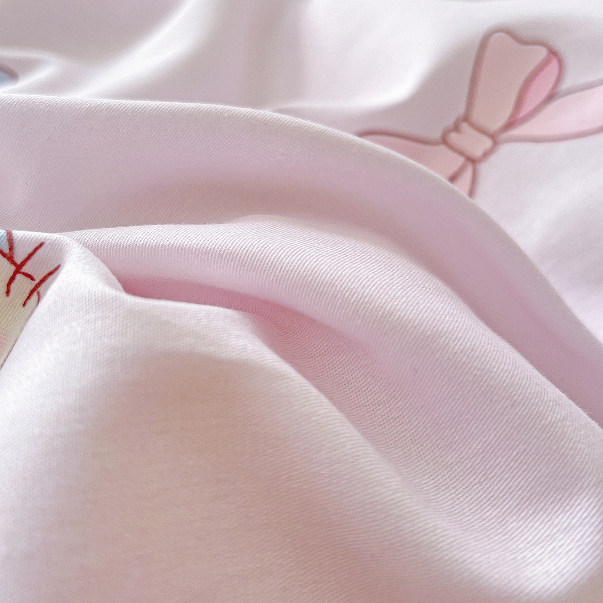 91家纺网 家纺一手货源 找家纺 恩泽家纺 2025新款加厚全棉纯棉印花系列枕套单件-单枕套 甜心玩伴