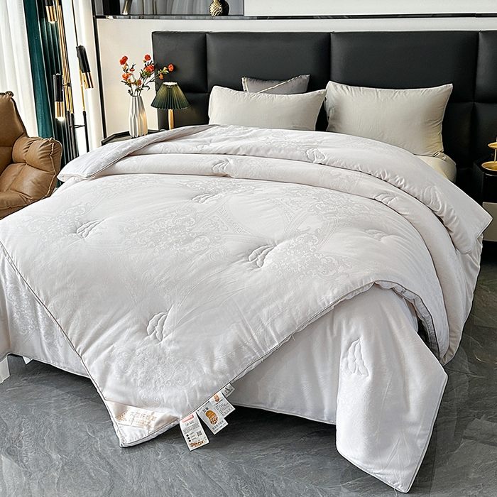 91家纺网 家纺一手货源 找家纺 欧夏家纺 2025秋冬新款长绒棉提花大豆被子母被拉链款二合一被子被芯 爵士白