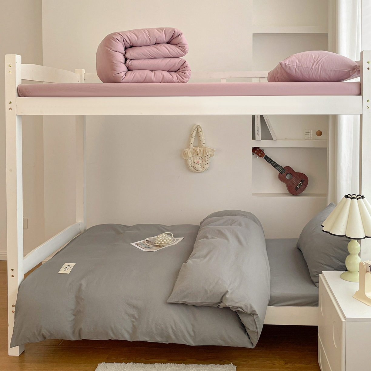 91家纺网 家纺一手货源 找家纺 纽缦家纺 2025新款纯色水洗亲柔棉三件套宿舍三件套上下铺三件套 高级灰