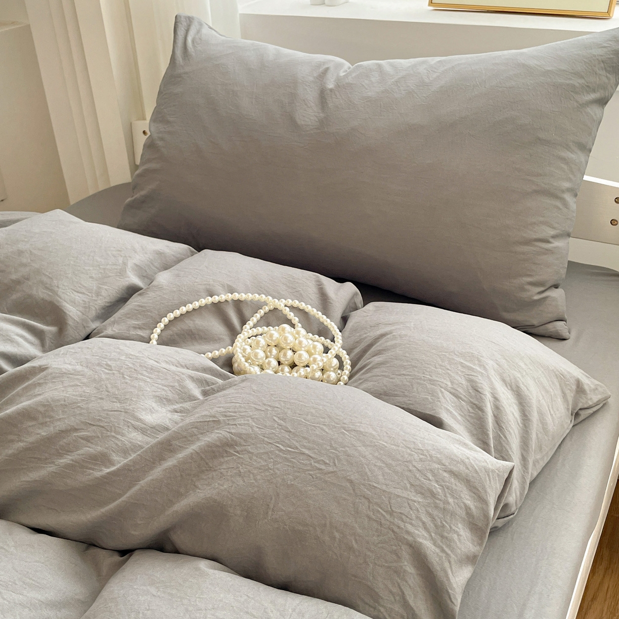 91家纺网 家纺一手货源 找家纺 纽缦家纺 2025新款纯色水洗亲柔棉三件套宿舍三件套上下铺三件套 高级灰