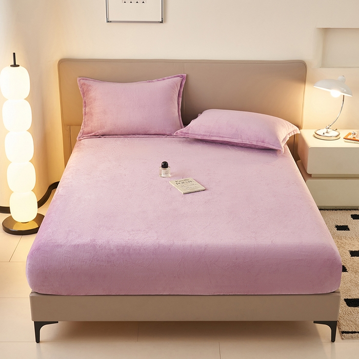 91家纺网 家纺一手货源 找家纺 简爱 2025新款纯色牛奶绒单床笠 优雅紫