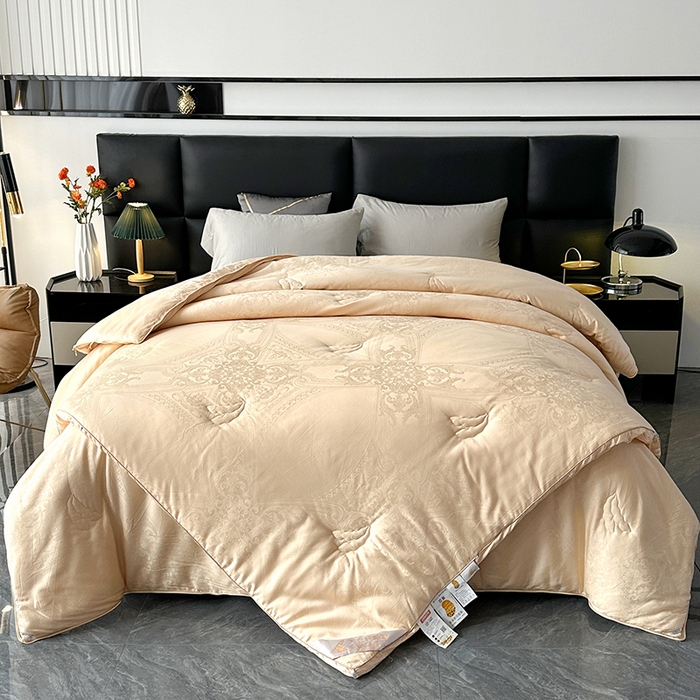 91家纺网 家纺一手货源 找家纺 欧夏家纺 2025秋冬新款长绒棉提花大豆被子母被拉链款二合一被子被芯 香槟色