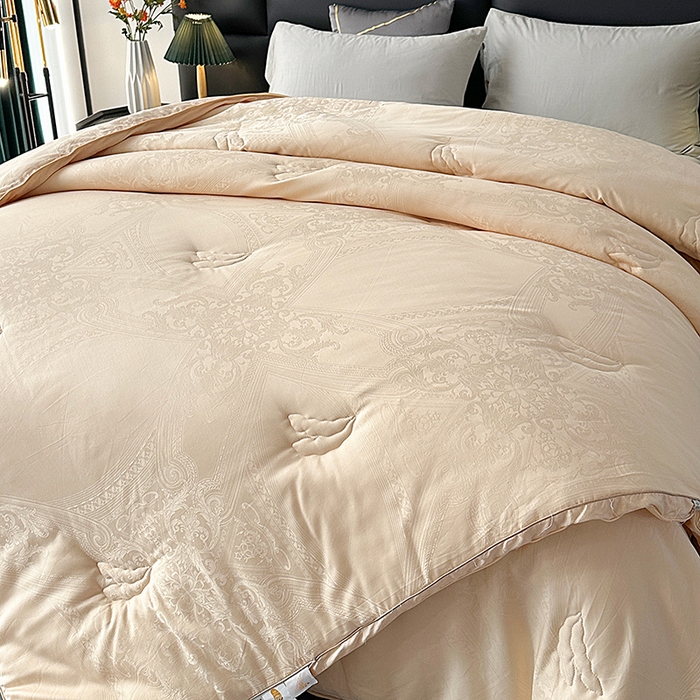 91家纺网 家纺一手货源 找家纺 欧夏家纺 2025秋冬新款长绒棉提花大豆被子母被拉链款二合一被子被芯 香槟色