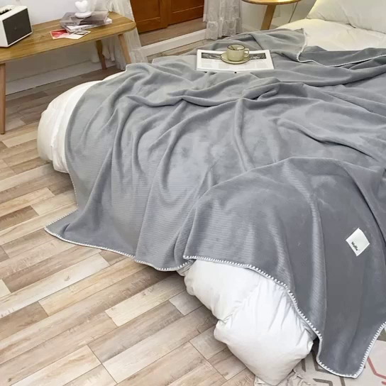 91家纺网 家纺一手货源 找家纺 莱家富 2026新款500克加厚A类华夫格牛奶绒双面毛毯轻奢休闲盖毯子多尺寸多功能午睡办 都市灰