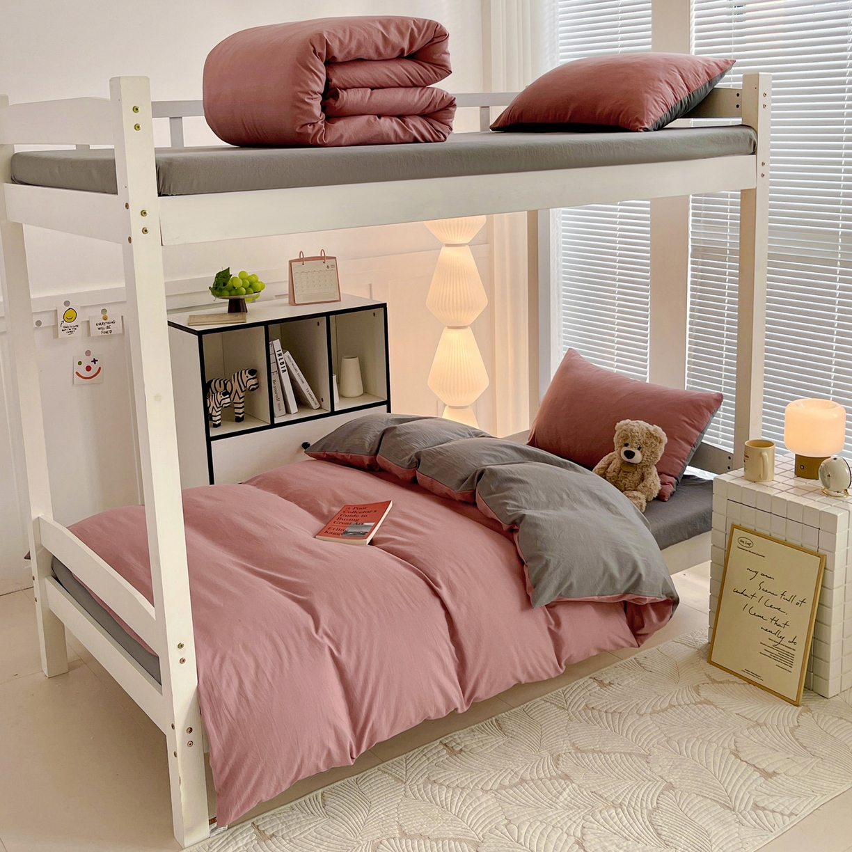 91家纺网 家纺一手货源 找家纺 （总）纽缦家纺 2025新款纯色双拼水洗亲柔棉三件套宿舍三件套上下铺三件套