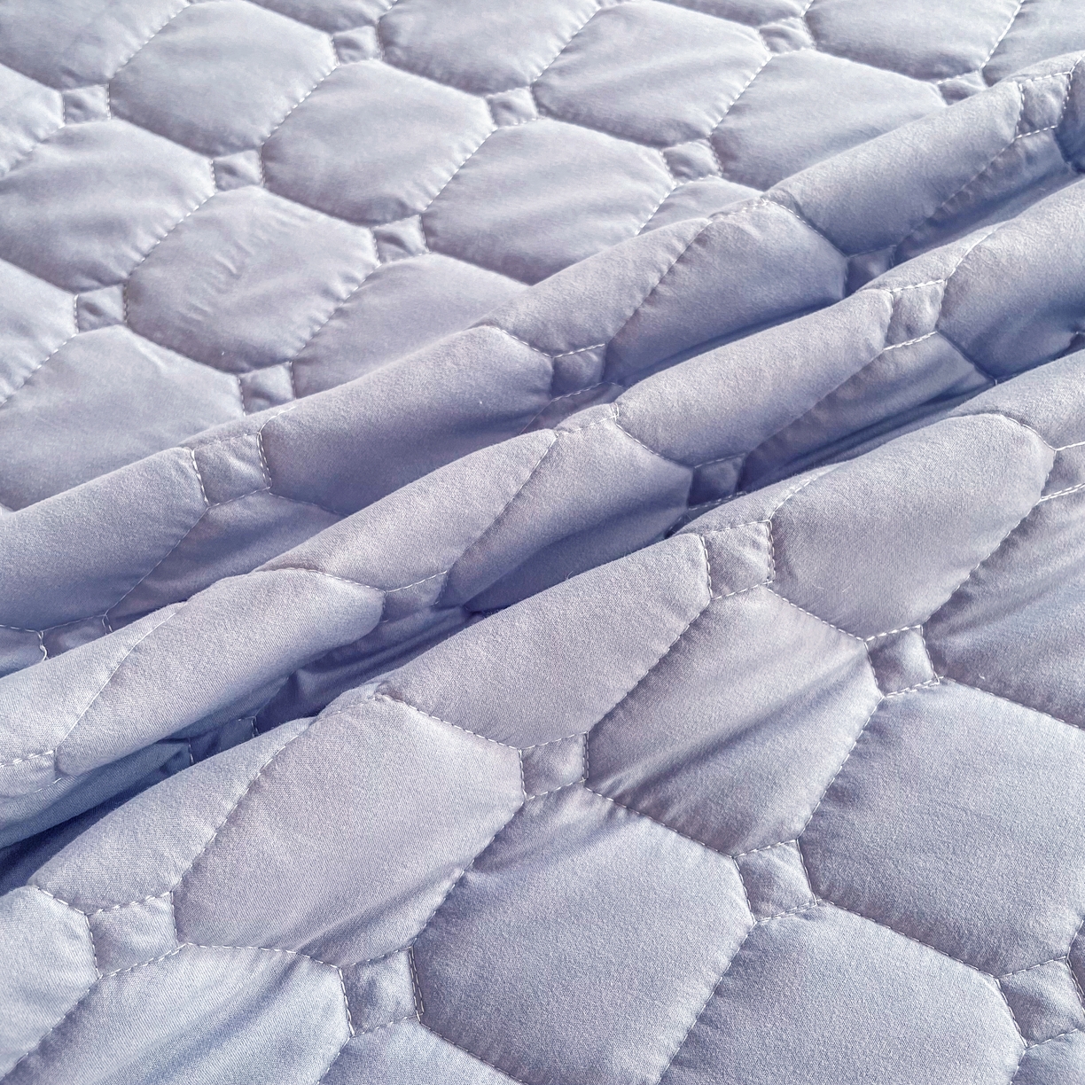 91家纺网 家纺一手货源 找家纺 锦眠床笠 2025新款亲肤面包格夹棉床笠-学生图 面包格-灰