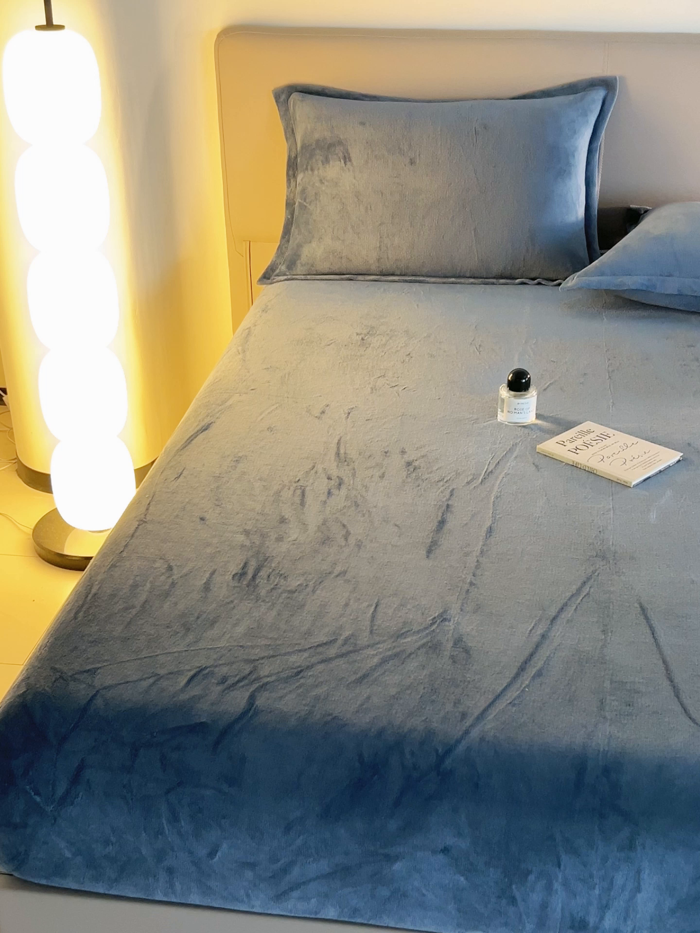 91家纺网 家纺一手货源 找家纺 简爱 2025新款纯色牛奶绒单床笠 宾利蓝