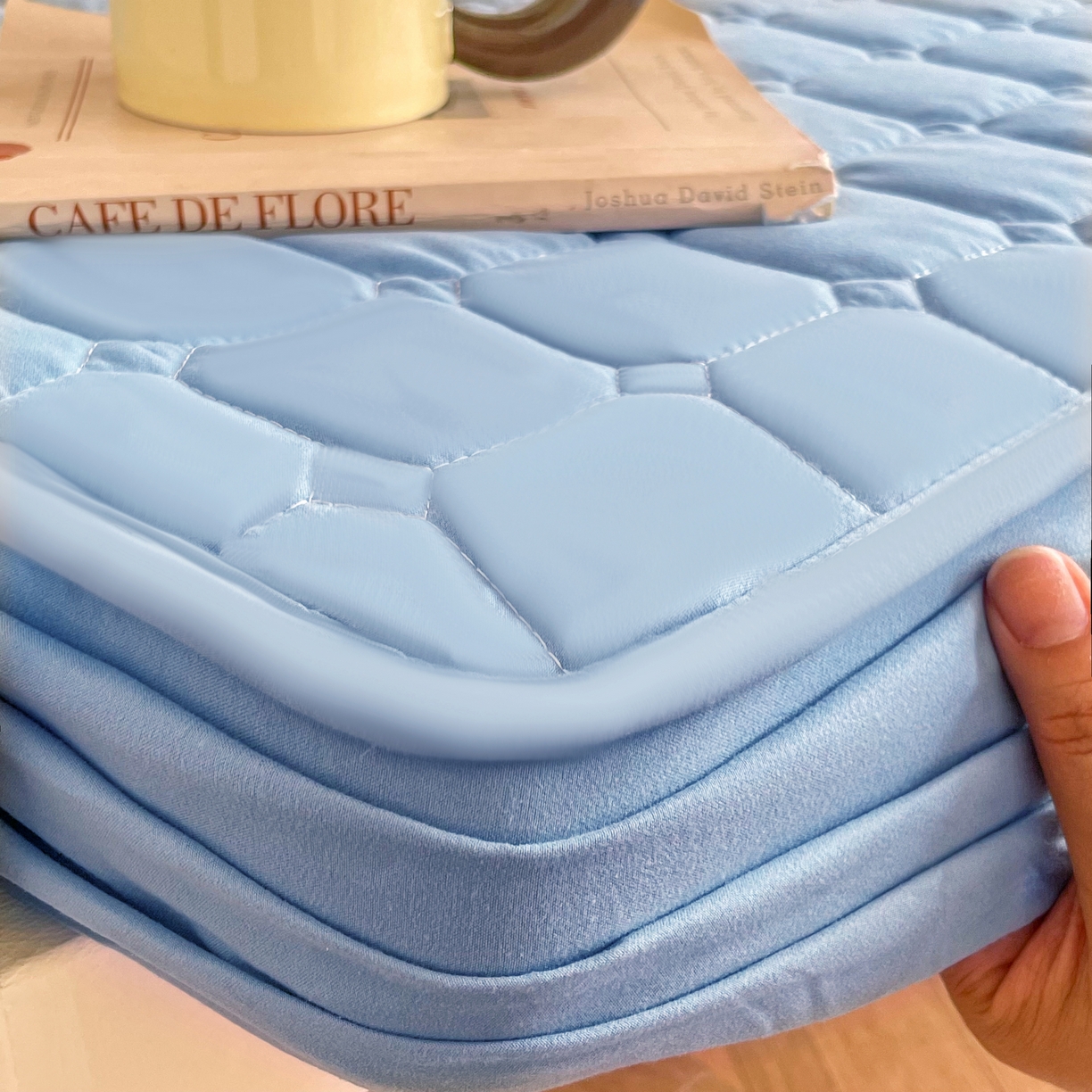 91家纺网 家纺一手货源 找家纺 锦眠床笠 2025新款亲肤面包格夹棉床笠-学生图 面包格-兰