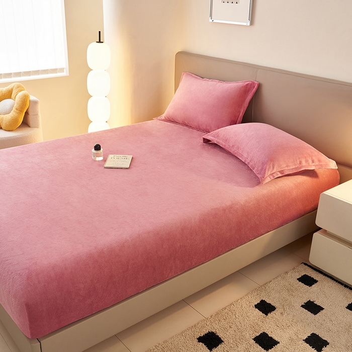 91家纺网 家纺一手货源 找家纺 简爱 2025新款纯色牛奶绒单床笠 豆沙