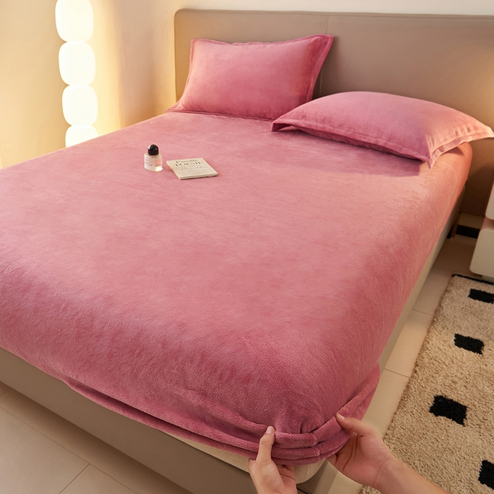 91家纺网 家纺一手货源 找家纺 简爱 2025新款纯色牛奶绒单床笠 豆沙