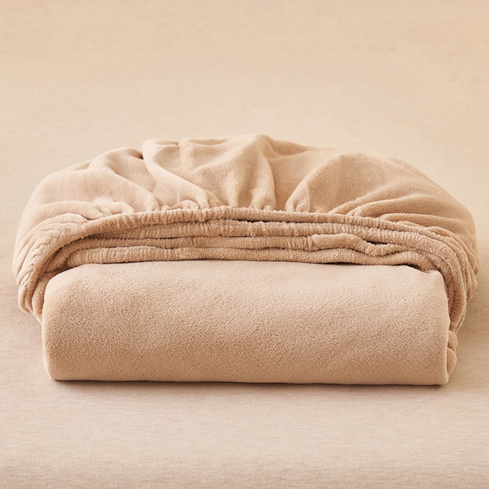 91家纺网 家纺一手货源 找家纺 简爱 2025新款纯色牛奶绒单床笠 卡其