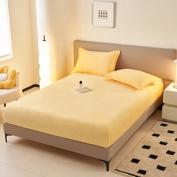 91家纺网 家纺一手货源 找家纺 简爱 2025新款纯色牛奶绒单床笠 柠檬黄