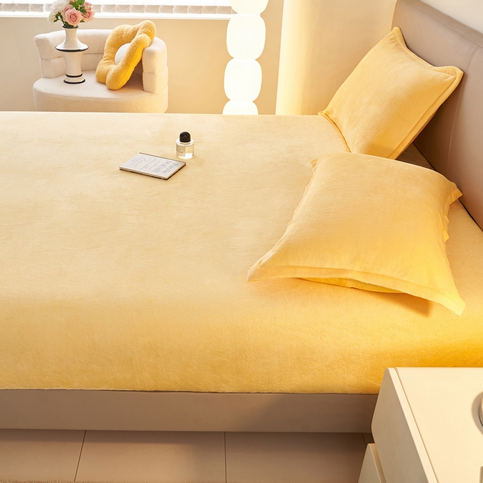 91家纺网 家纺一手货源 找家纺 简爱 2025新款纯色牛奶绒单床笠 柠檬黄