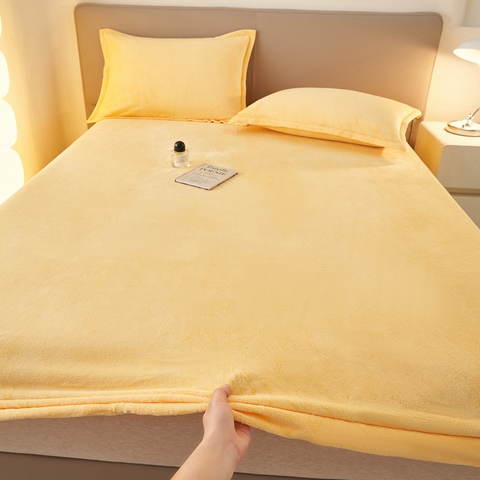 91家纺网 家纺一手货源 找家纺 简爱 2025新款纯色牛奶绒单床笠 柠檬黄