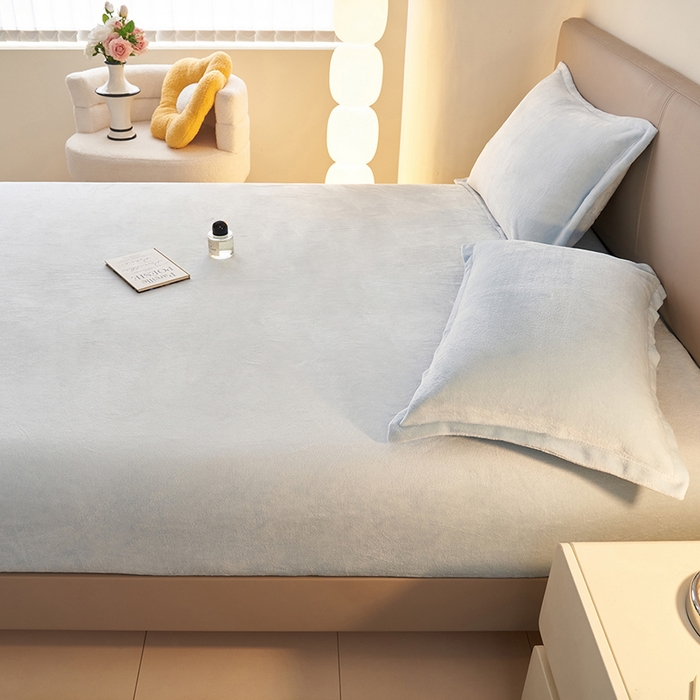 91家纺网 家纺一手货源 找家纺 简爱 2025新款纯色牛奶绒单床笠 天蓝