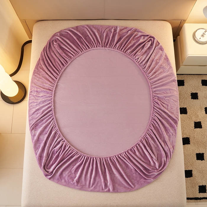 91家纺网 家纺一手货源 找家纺 简爱 2025新款纯色牛奶绒单床笠 优雅紫