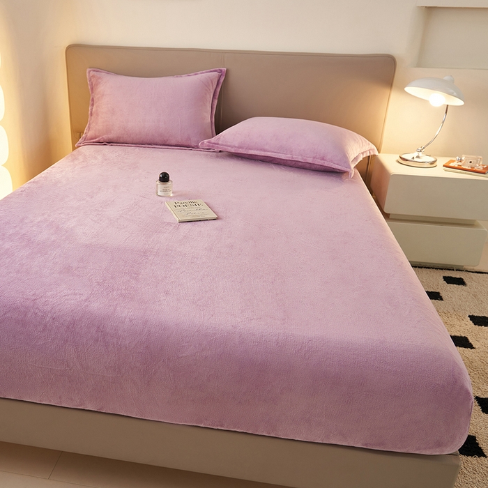 91家纺网 家纺一手货源 找家纺 简爱 2025新款纯色牛奶绒单床笠 优雅紫