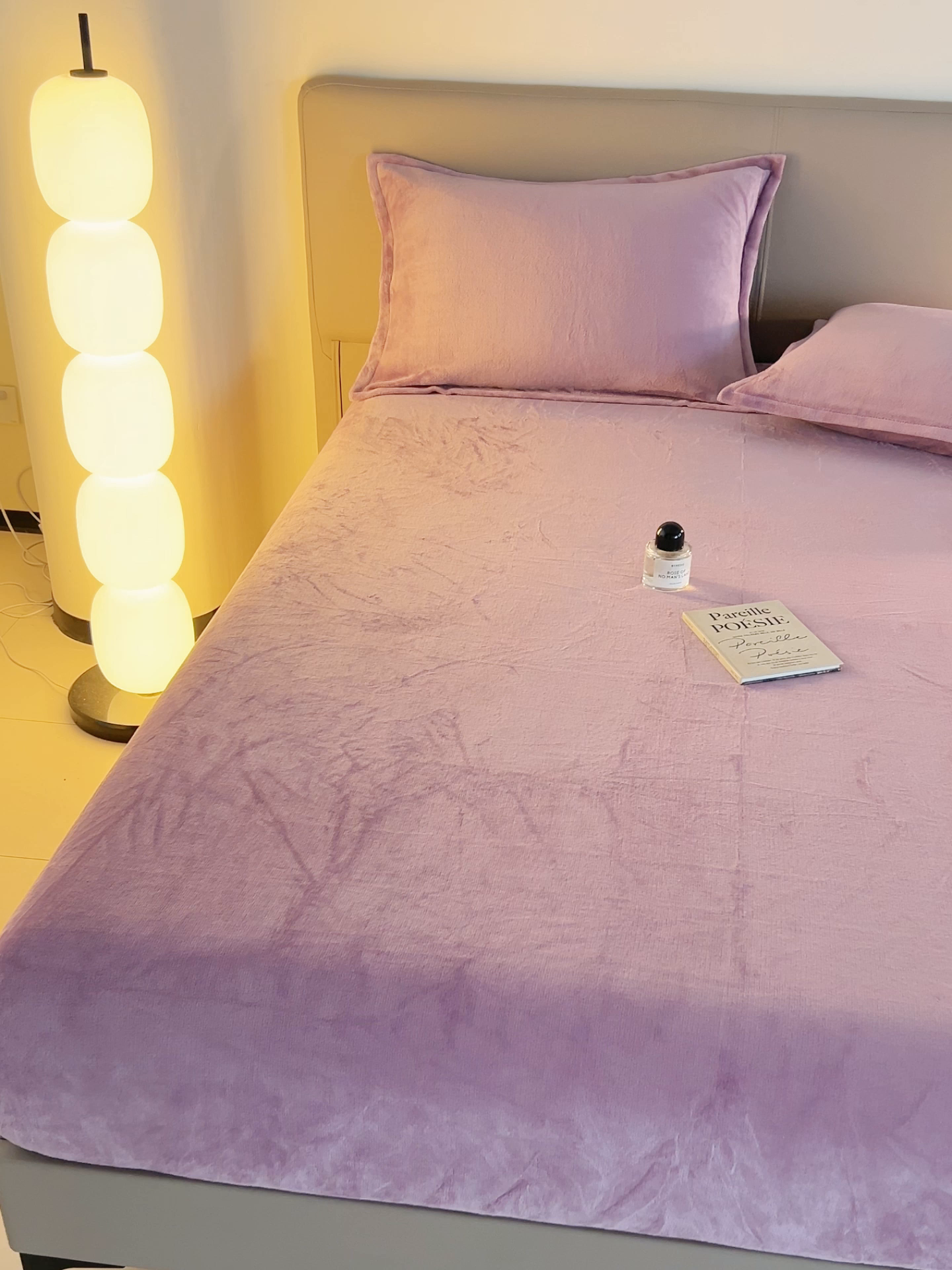 91家纺网 家纺一手货源 找家纺 简爱 2025新款纯色牛奶绒单床笠 优雅紫