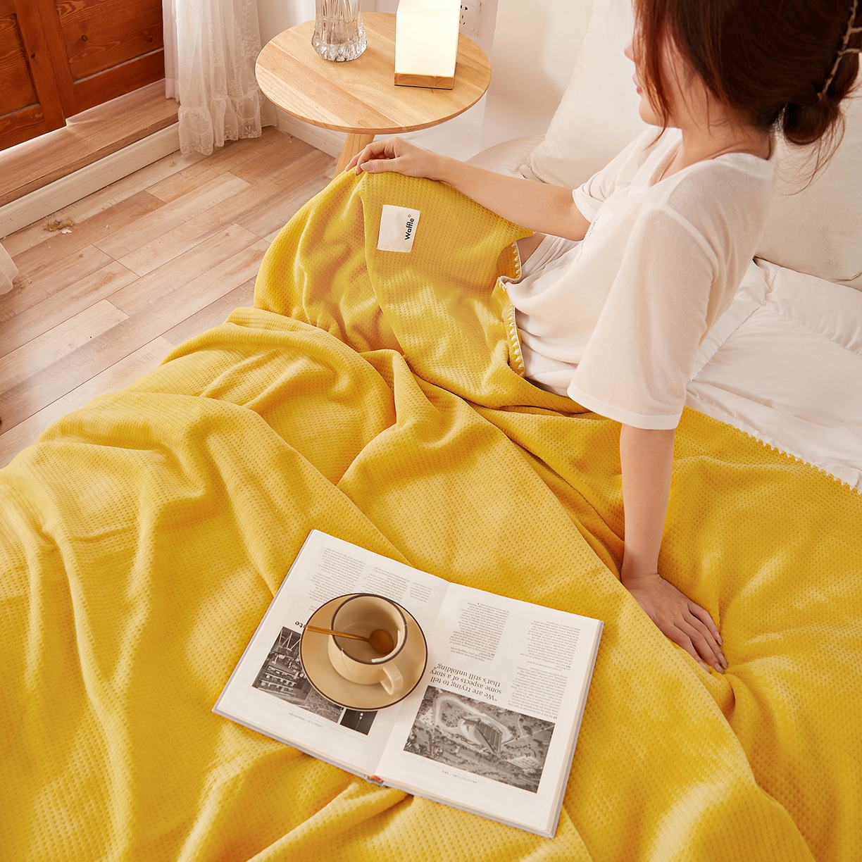 91家纺网 家纺一手货源 找家纺 莱家富 2026新款500克加厚A类华夫格牛奶绒双面毛毯轻奢休闲盖毯子多尺寸多功能午睡办 明黄