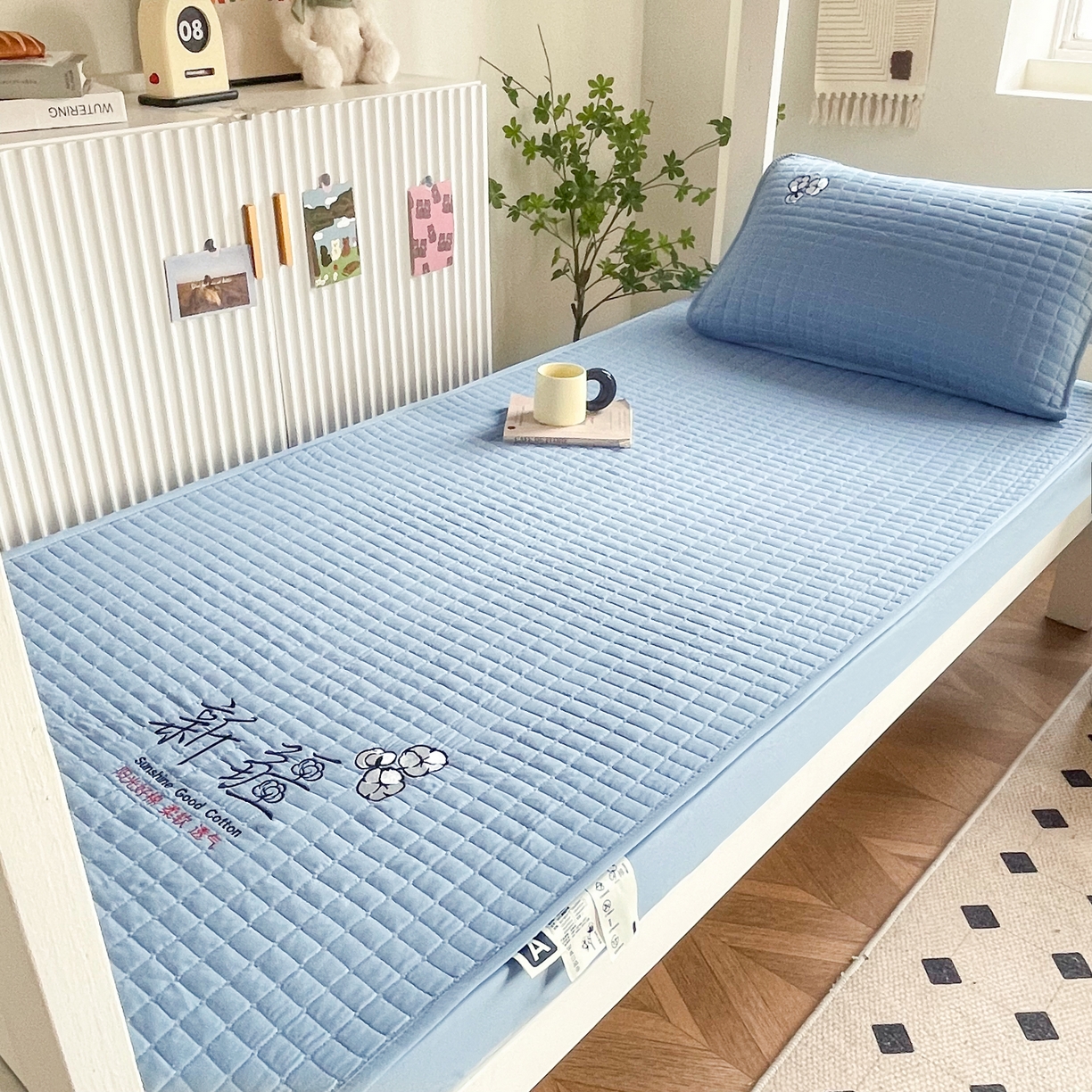 91家纺网 家纺一手货源 找家纺 锦眠床笠 2025新款刺绣床笠-学生图 海洋蓝