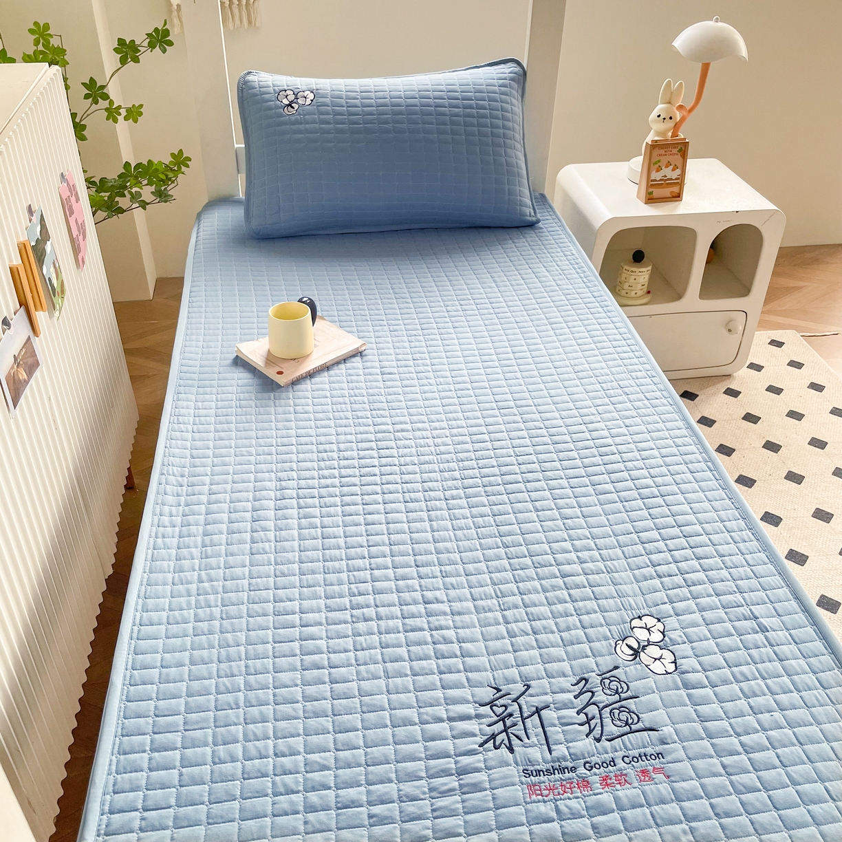 91家纺网 家纺一手货源 找家纺 锦眠床笠 2025新款刺绣床笠-学生图 海洋蓝