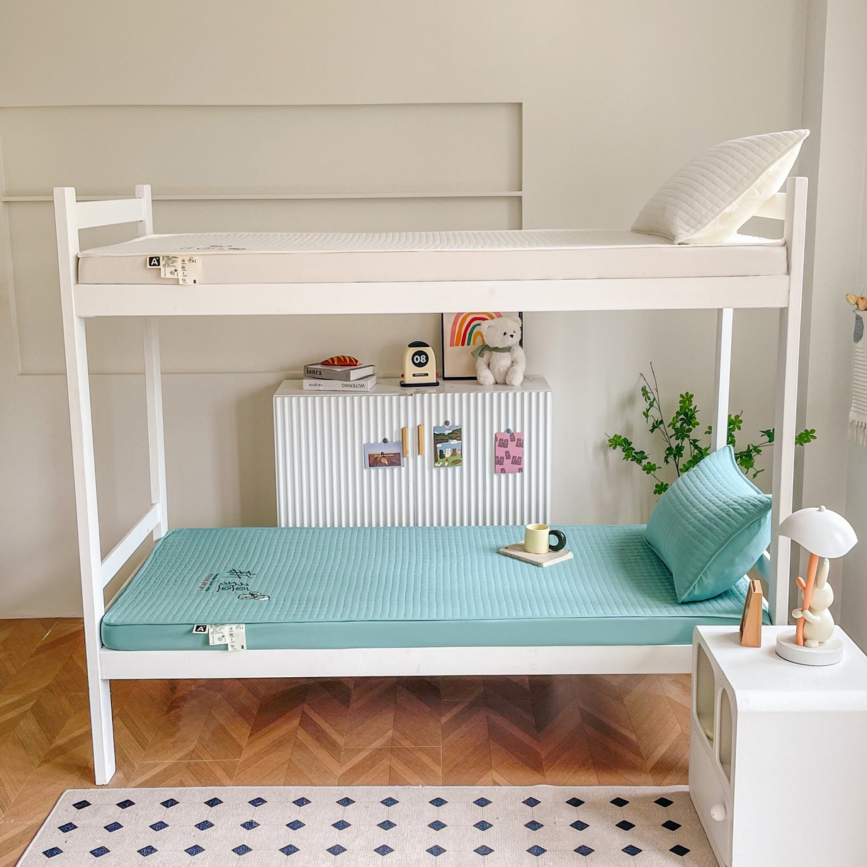 91家纺网 家纺一手货源 找家纺 锦眠床笠 2025新款刺绣床笠-学生图 青春绿