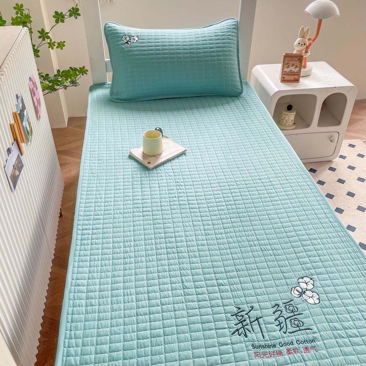 91家纺网 家纺一手货源 找家纺 锦眠床笠 2025新款刺绣床笠-学生图 青春绿