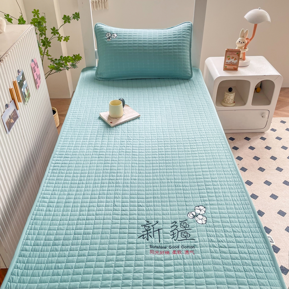 91家纺网 家纺一手货源 找家纺 锦眠床笠 2025新款刺绣床笠-学生图 青春绿