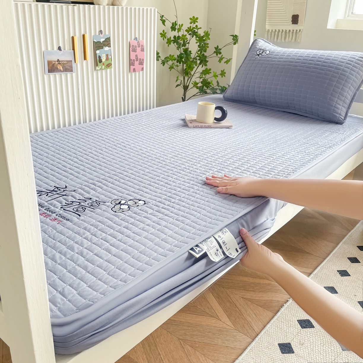 91家纺网 家纺一手货源 找家纺 锦眠床笠 2025新款刺绣床笠-学生图 星空灰