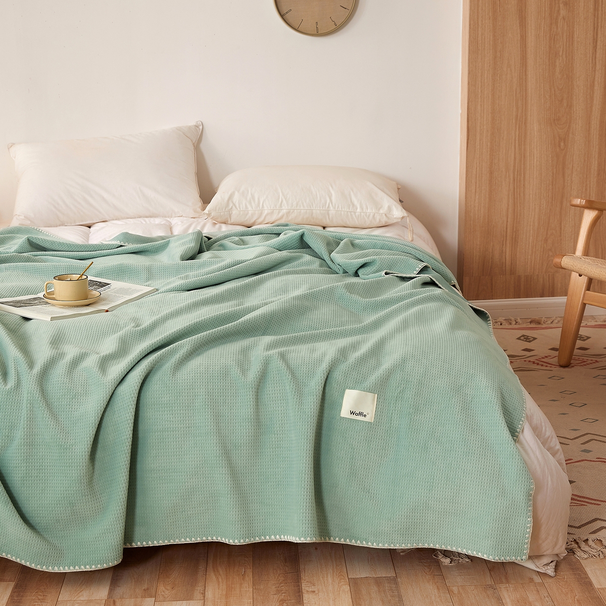 91家纺网 家纺一手货源 找家纺 莱家富 2026新款500克加厚A类华夫格牛奶绒双面毛毯轻奢休闲盖毯子多尺寸多功能午睡办 苹果绿