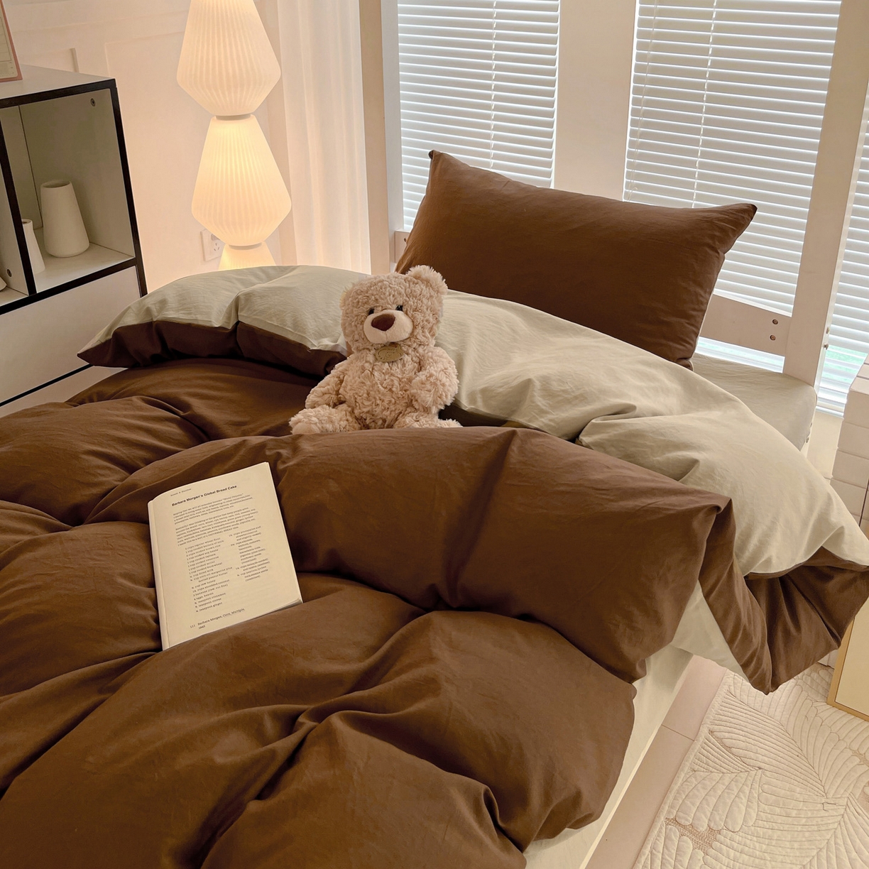 91家纺网 家纺一手货源 找家纺 纽缦家纺 2025新款纯色双拼水洗亲柔棉三件套宿舍三件套上下铺三件套 纯色双拼-红棕卡