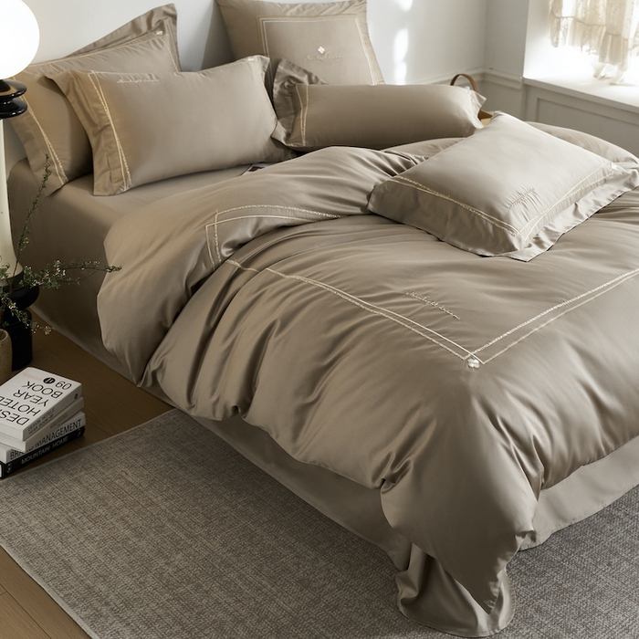 91家纺网 家纺一手货源 找家纺 （总）千朵森 2025新款长绒棉纯棉轻奢款大版刺绣四件套-那拉提系列