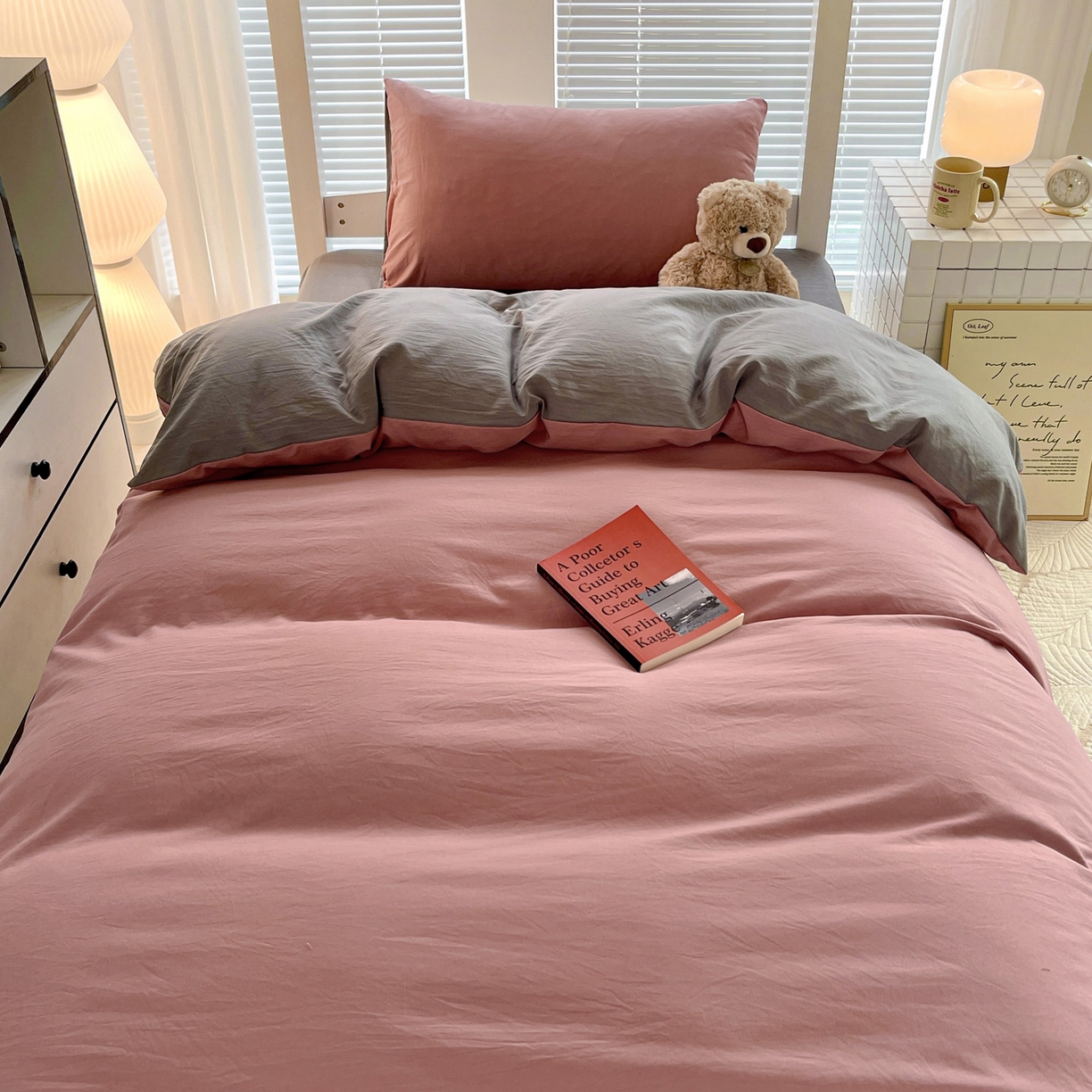 91家纺网 家纺一手货源 找家纺 纽缦家纺 2025新款纯色双拼水洗亲柔棉三件套宿舍三件套上下铺三件套 纯色双拼-豆沙浅灰