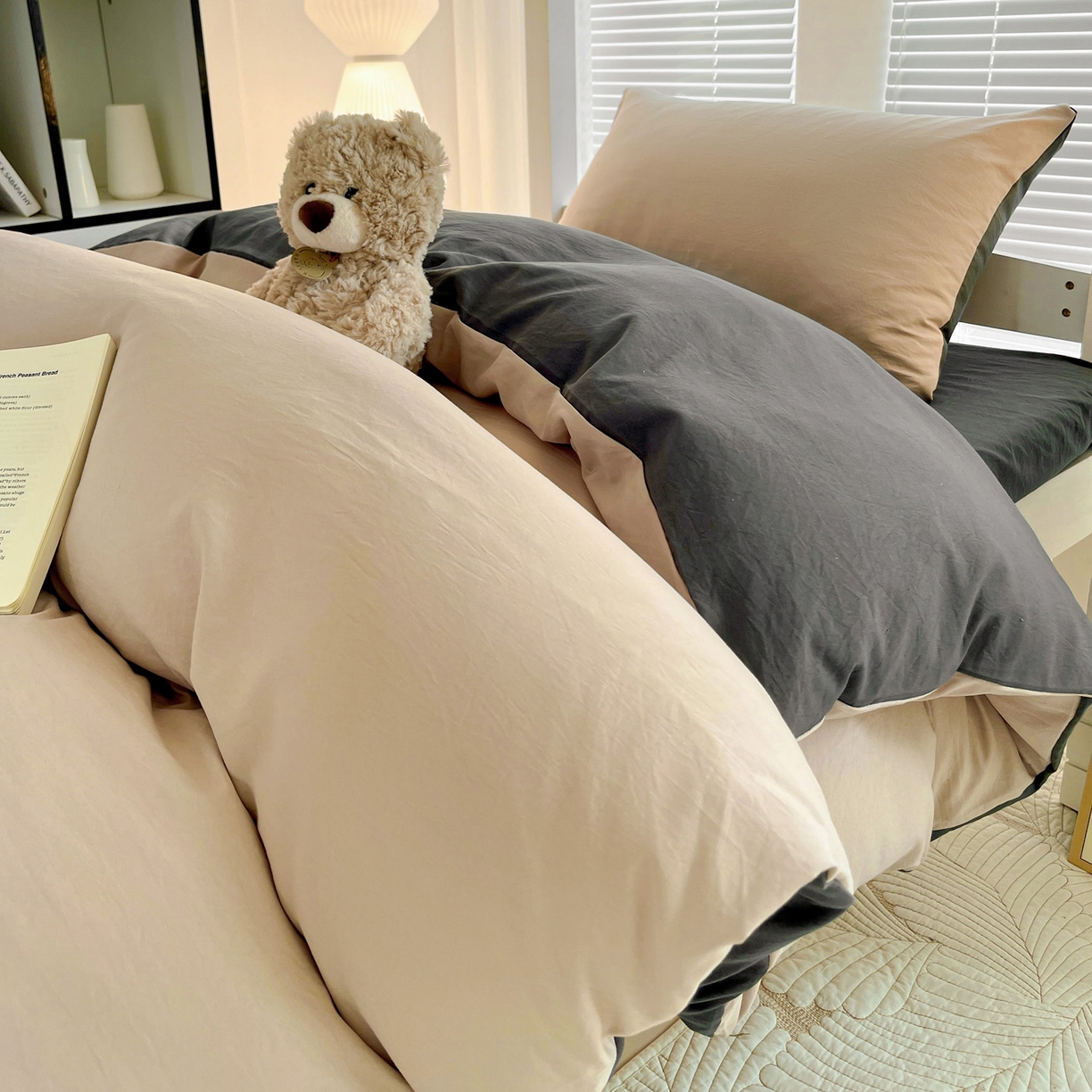 91家纺网 家纺一手货源 找家纺 纽缦家纺 2025新款纯色双拼水洗亲柔棉三件套宿舍三件套上下铺三件套 纯色双拼-卡深灰