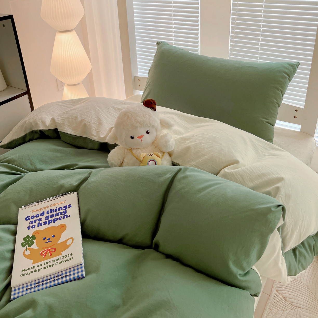 91家纺网 家纺一手货源 找家纺 纽缦家纺 2025新款纯色双拼水洗亲柔棉三件套宿舍三件套上下铺三件套 纯色双拼-蓝绿米